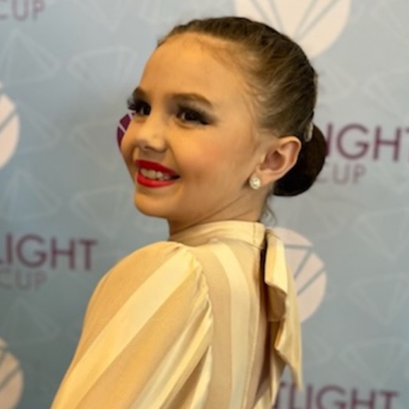 Meet your Posher, Kelly (and Presley) - Picture 9 of 12